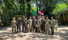 2º Batalhão de Infantaria de Selva recebe comitiva norte-americana